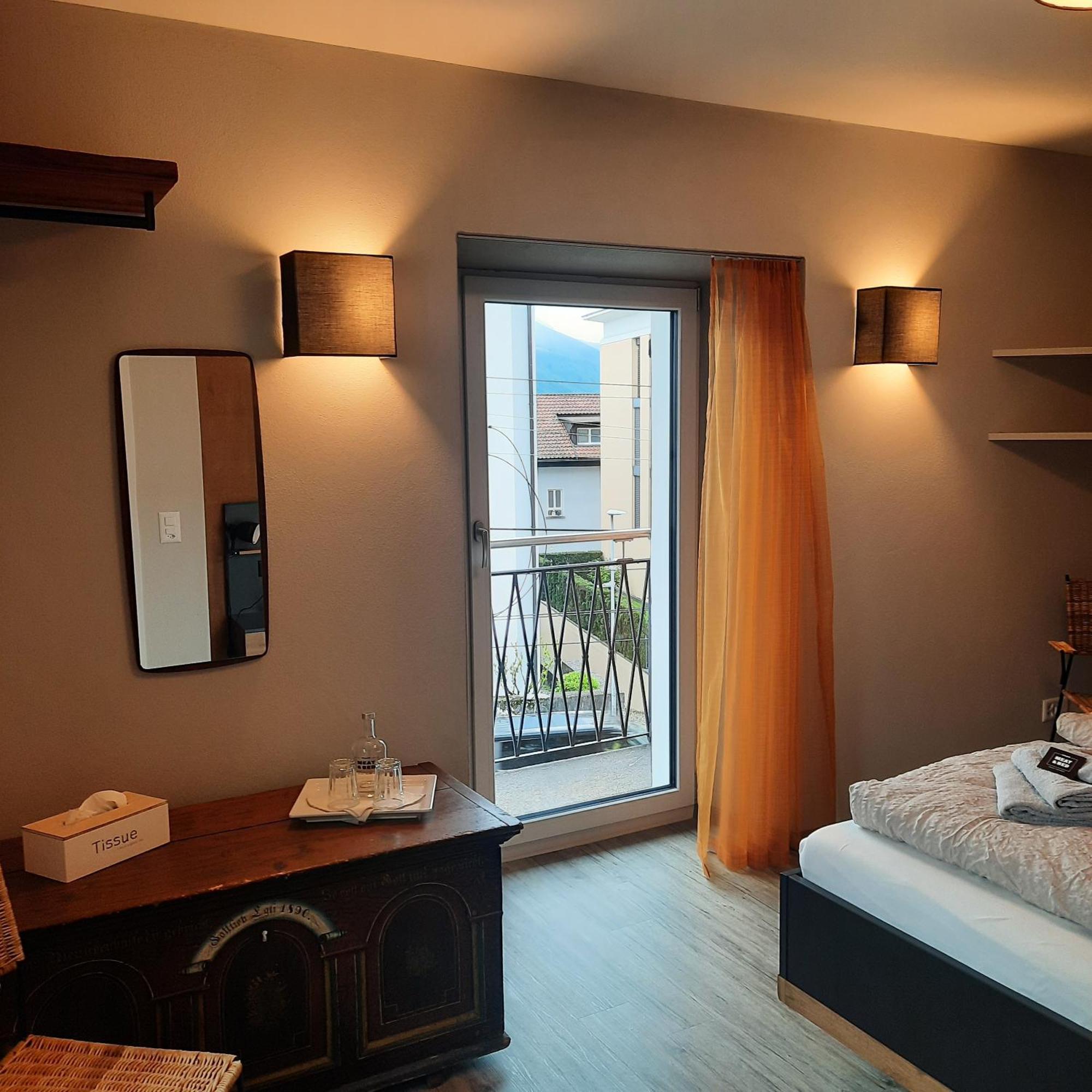 Bed and Breakfast Stalder Meat&Bed Muralto Exterior foto